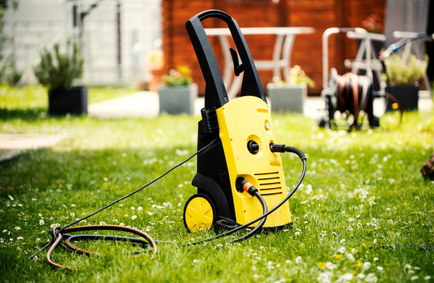 Best Pool Deck Cleaning  in Metlatla, AK